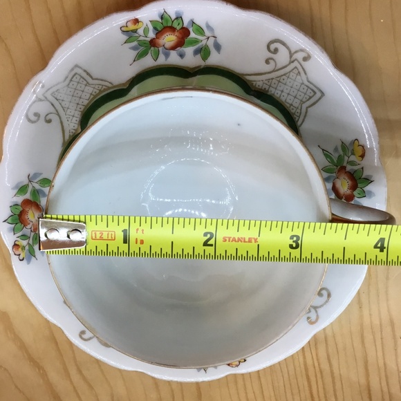 Vintage Ucagco Occupied Japan Eggshell Porcelain Cup and Saucer - Picture 10 of 11